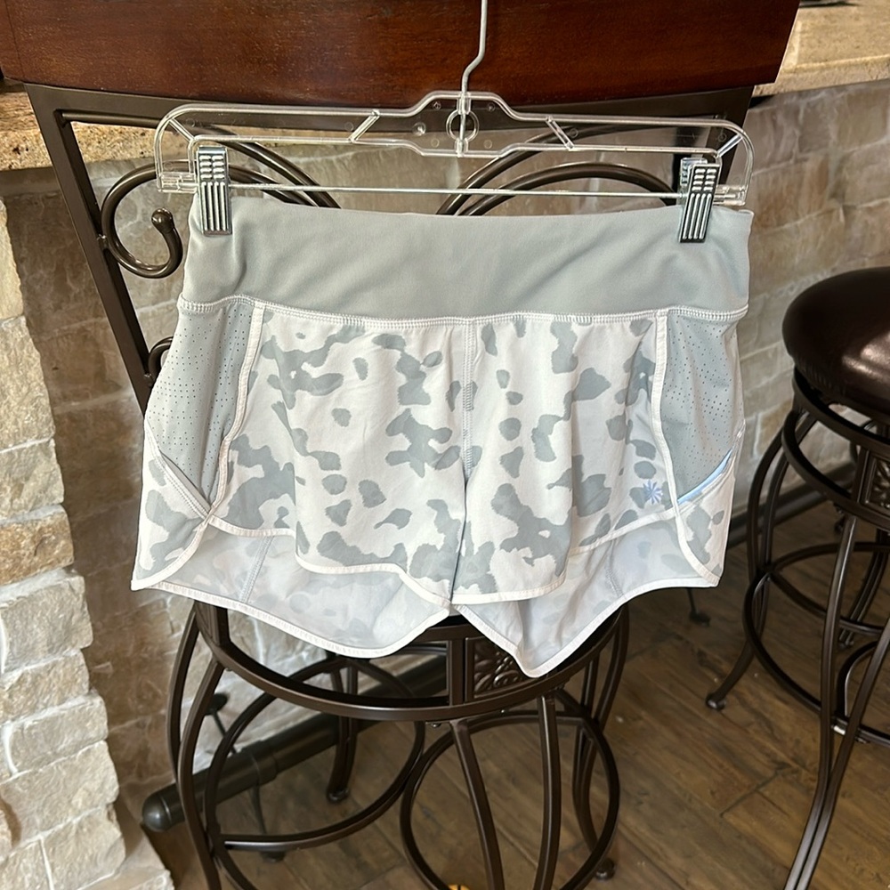 Athleta run short women’s size XS